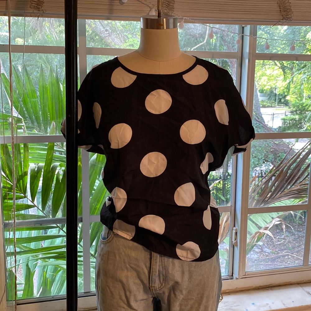 Black and White Polkadot Shear T-shirt style shirt
